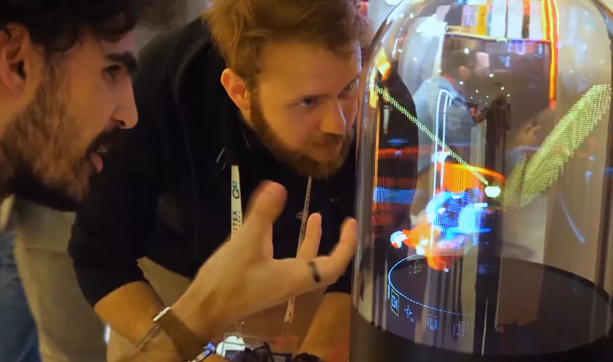 Voxel Photonics