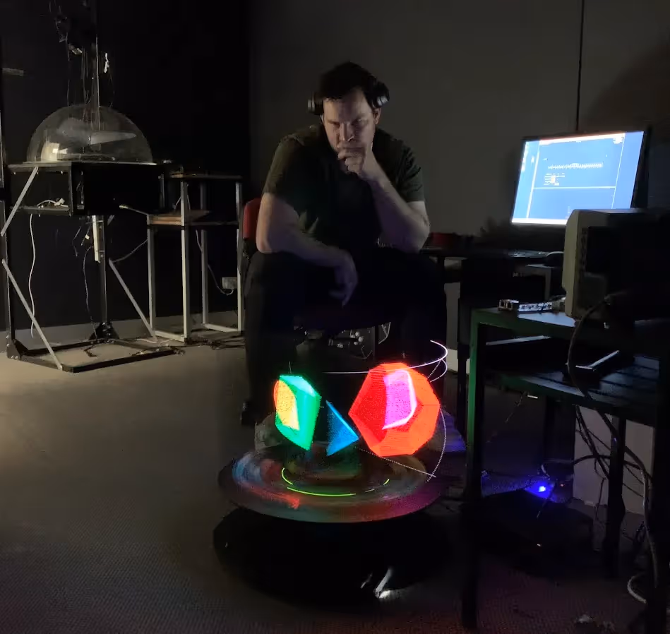 Voxel Photonics