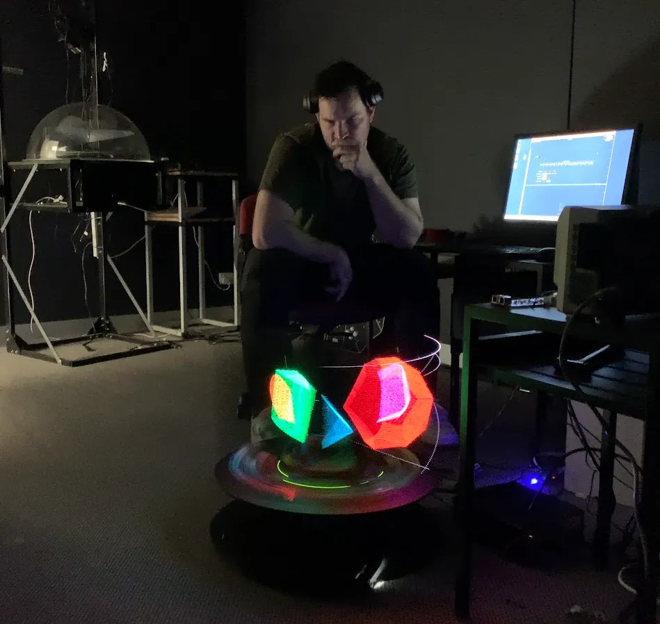 Voxel Photonics